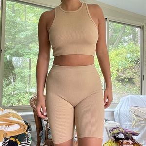 Matching biker shorts and tank set from Zara! Size M/L